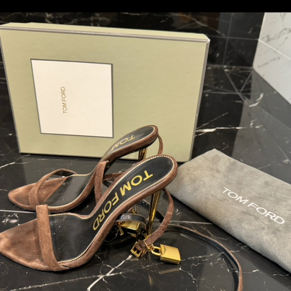 Tom ford brown suede heels with gold lock